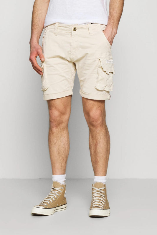 ALPHA INDUSTRIES CREW SHORT en color STRWHT  (1)
