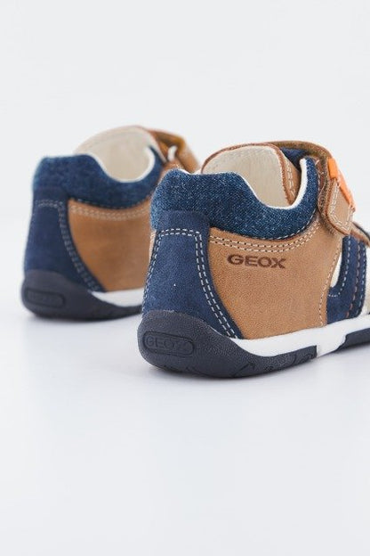 GEOX B SANDAL TAPUZ BOY A en color CGF  (3)