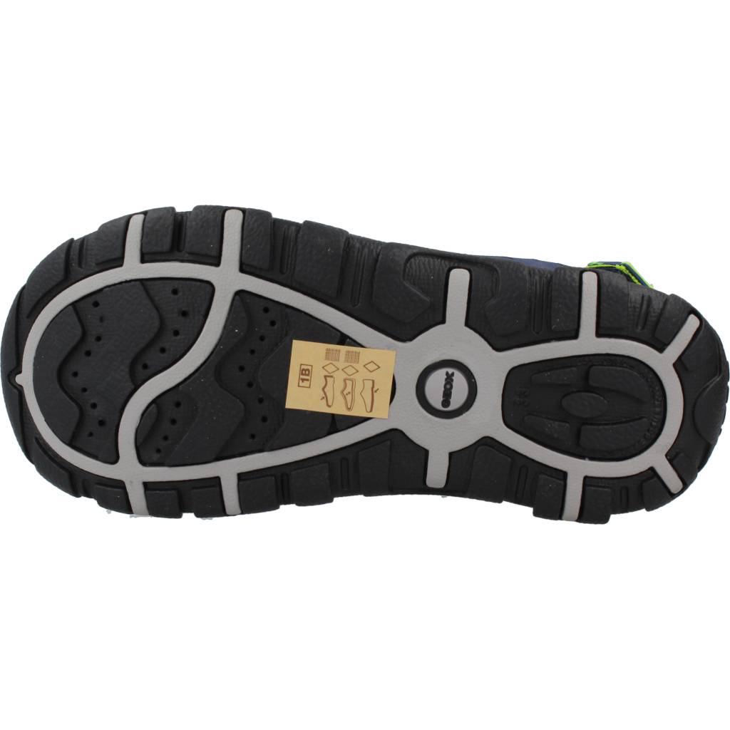 GEOX  JR SANDAL STRADA A en color C  (6)