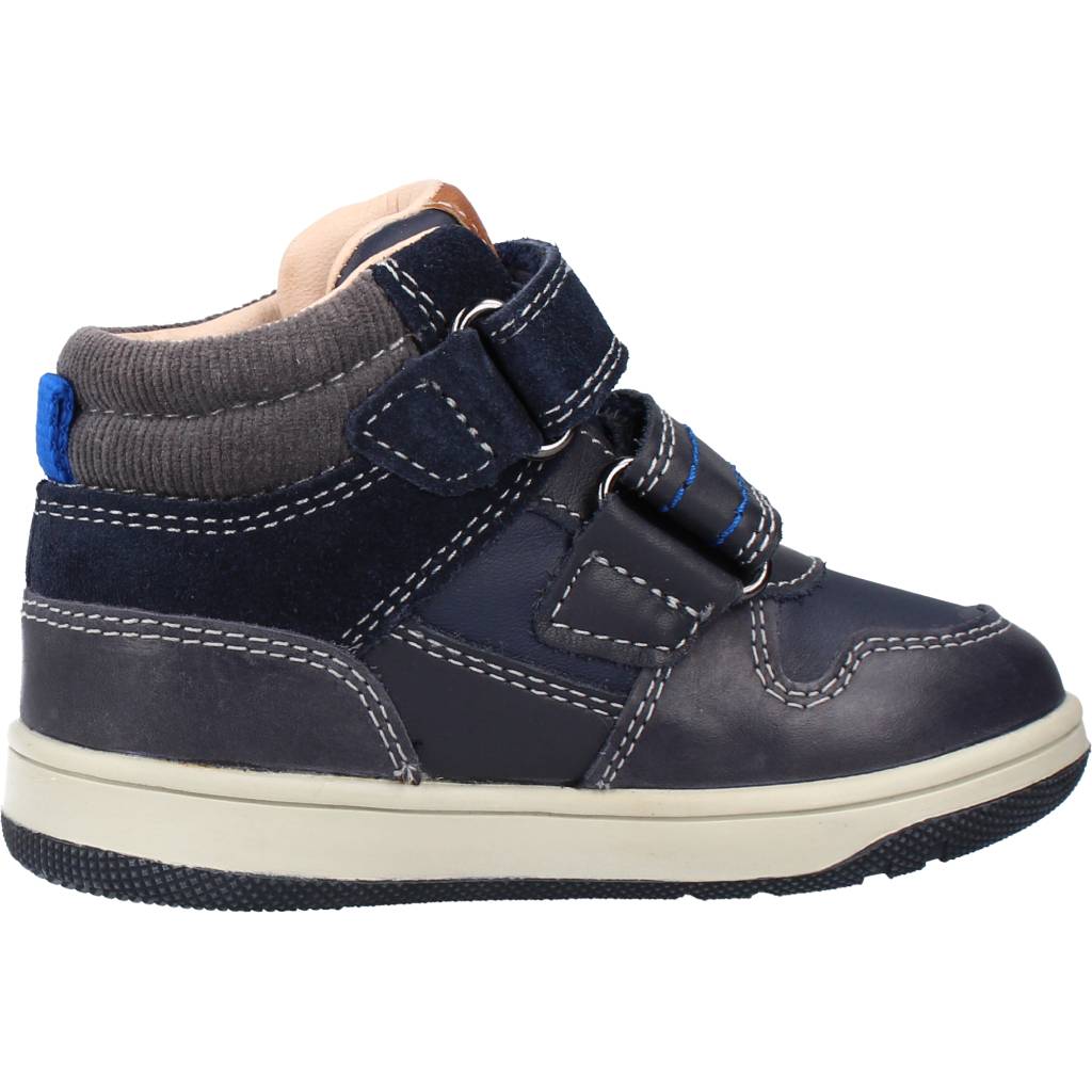GEOX B NEW FLICK BOY en color C  (4)