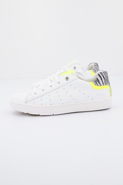 GEOX J SILENEX GIRL en color C  (2)