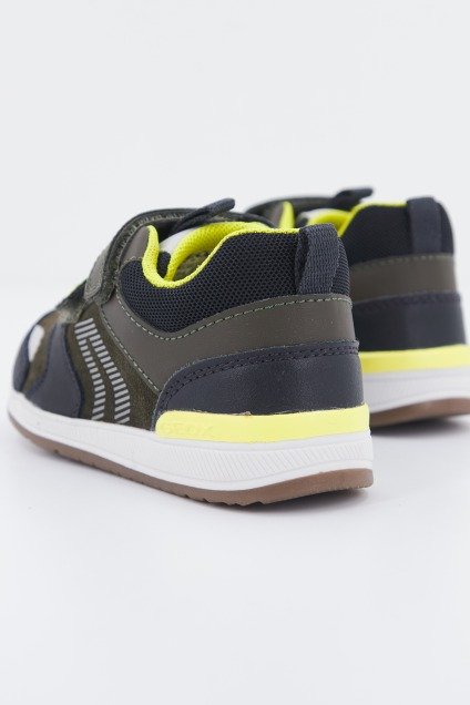 GEOX B RISHON BOY en color C  (3)