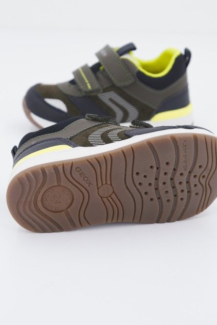 GEOX B RISHON BOY en color C  (4)