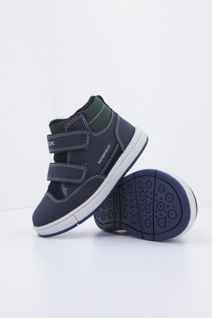 GEOX B TROTTOLA BOY WPF en color CFA  (1)