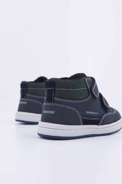 GEOX B TROTTOLA BOY WPF en color CFA  (4)