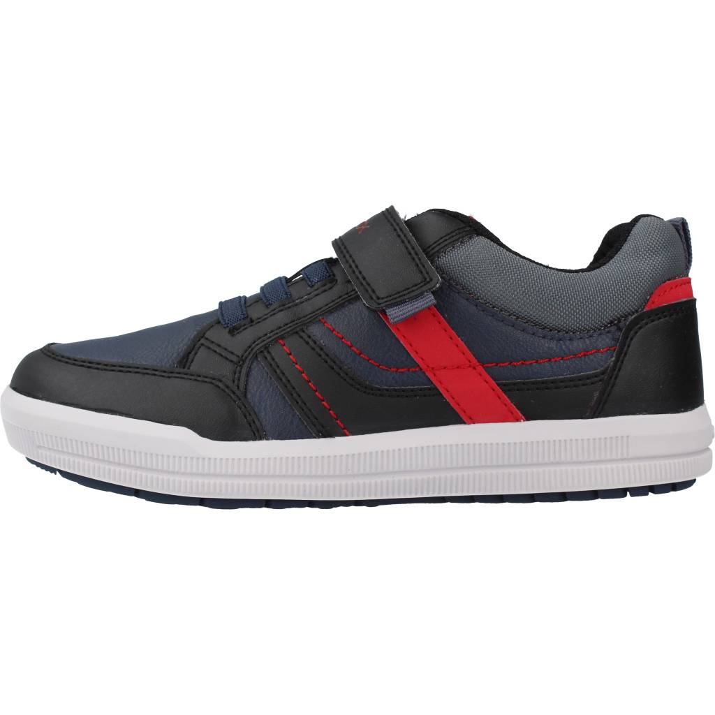 GEOX J ARZACH BOY en color C  (2)