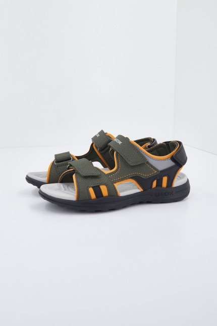 GEOX  J VANIETT BOY B en color C  (1)