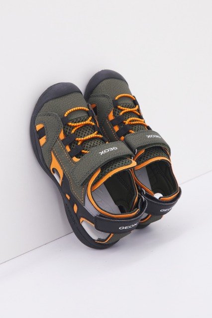 GEOX VANIETT BOY C en color C  (2)