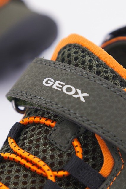 GEOX VANIETT BOY C en color C  (4)