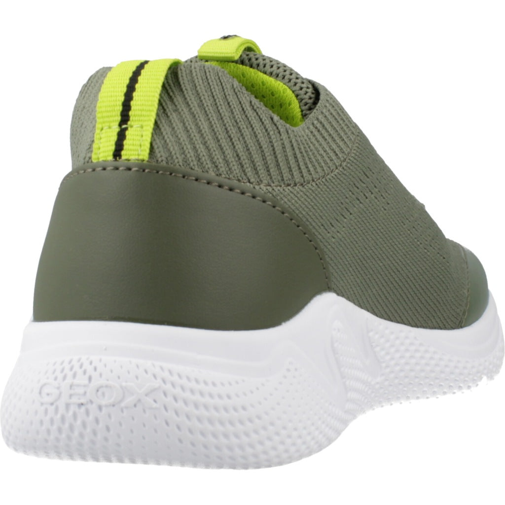 GEOX  J SPRINTYE BOY  en color C  (3)