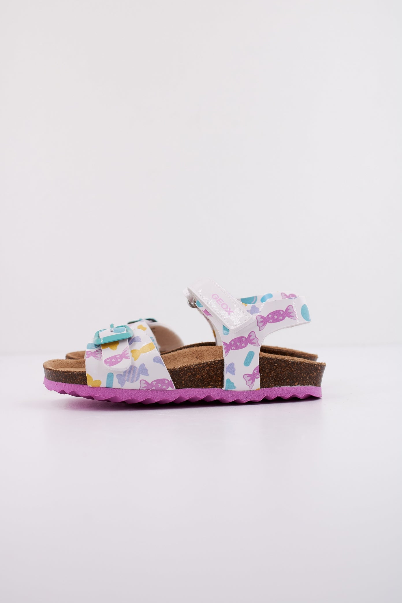 GEOX B SANDAL CHALKI GIRL en color C  (1)