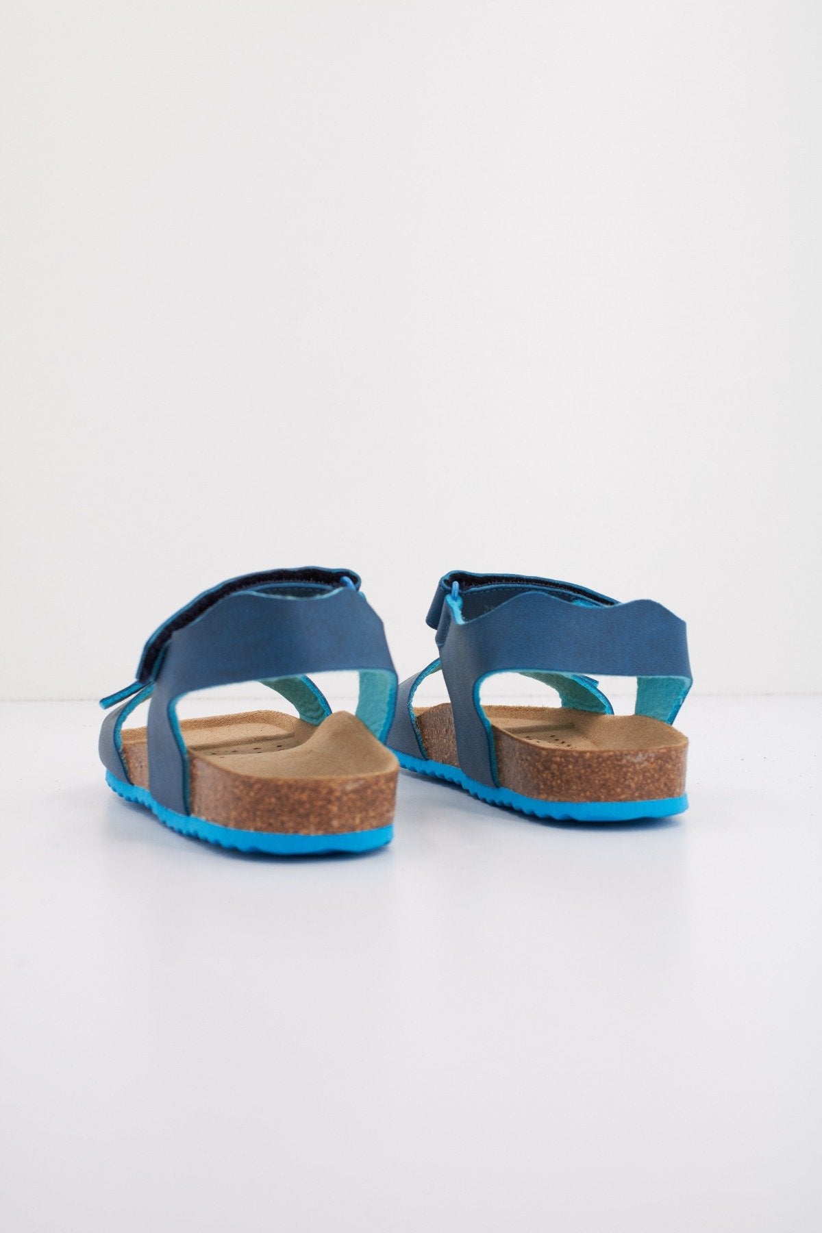 GEOX J GHITA BOY en color C  (3)