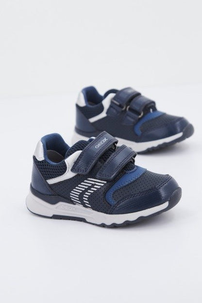 GEOX B PYRIP BOY A en color C  (2)