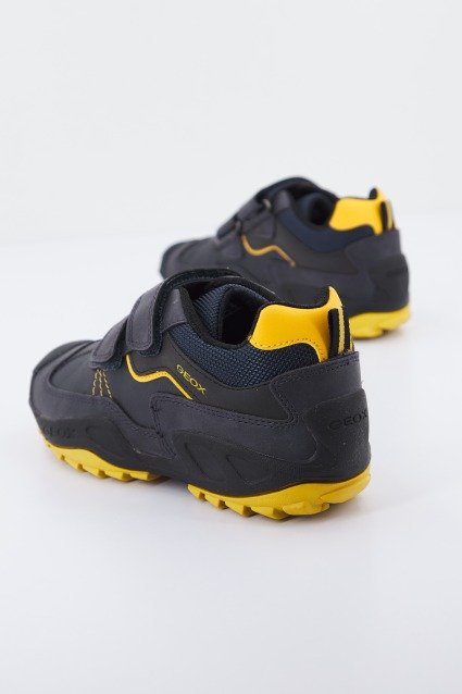 GEOX  J NEW SAVAGE BOY A en color C  (3)
