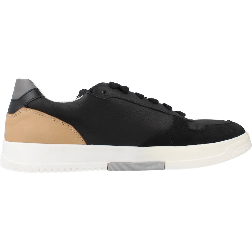 GEOX  U SEGNALE B en color C  (4)