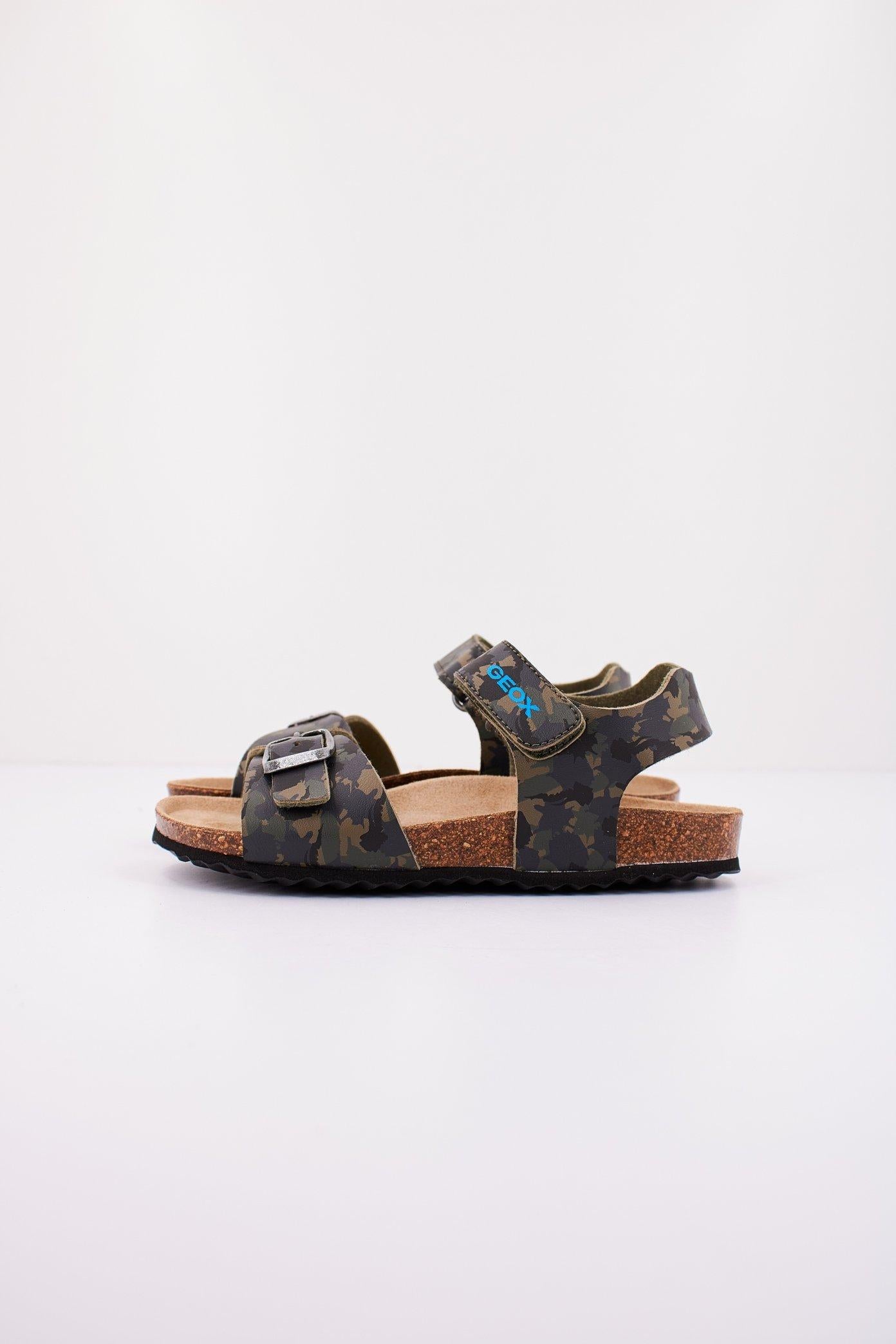 GEOX J GHITA BOY en color C  (1)