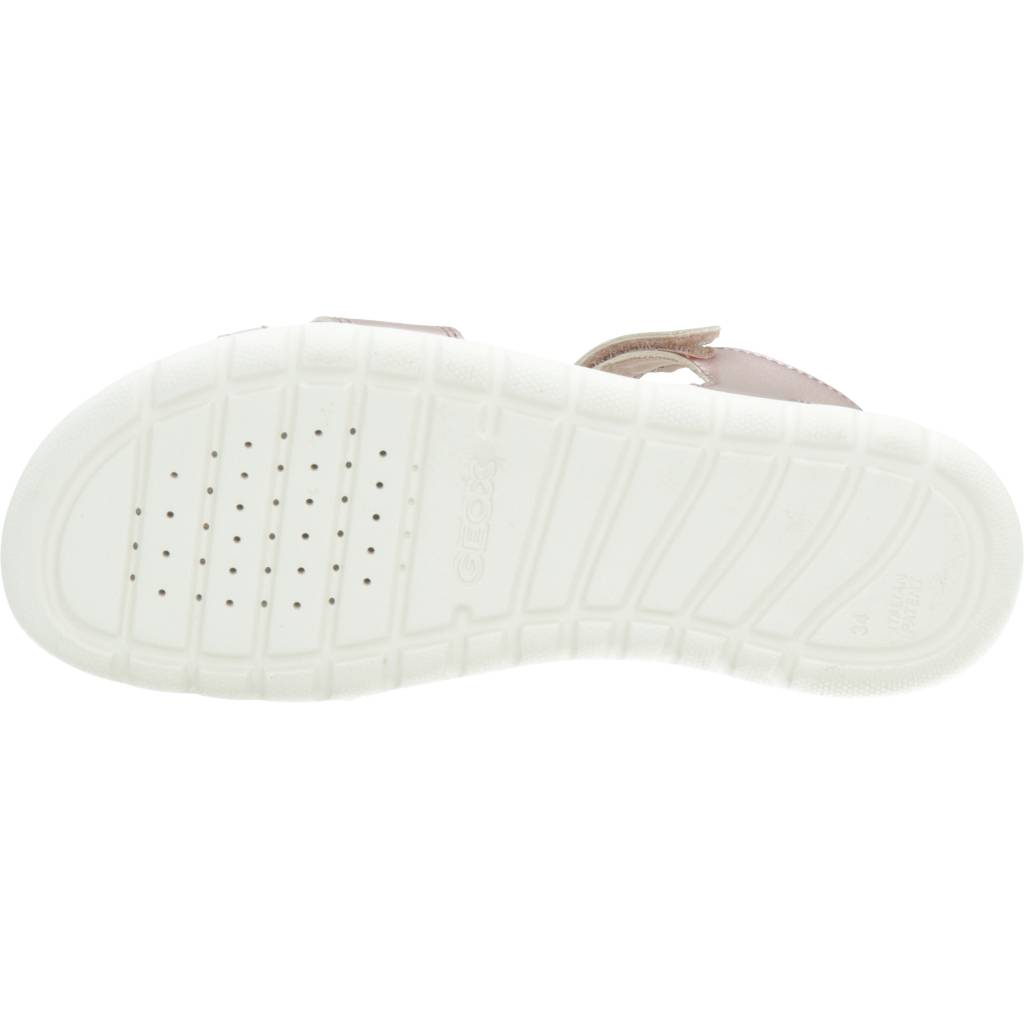 GEOX  SANDAL SOLEIMA GIR en color C  (6)