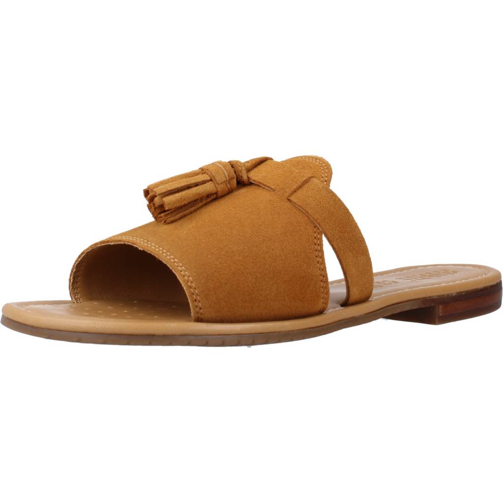 GEOX DLXD  en color C  (1)