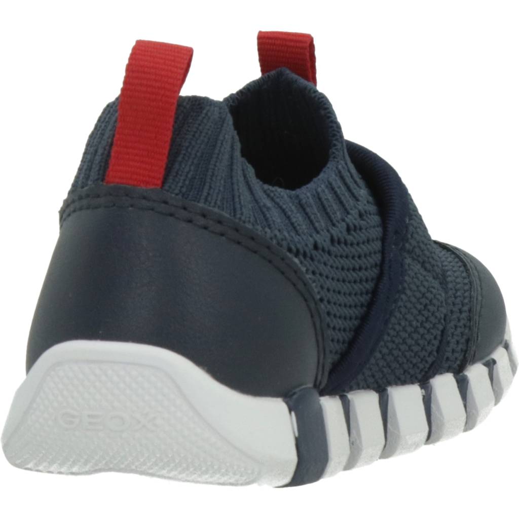 GEOX  B IUPIDOO BOY A en color C  (3)