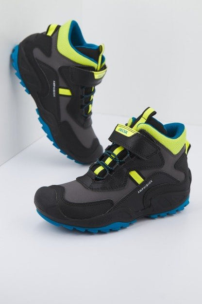 GEOX J NEW SAVAGE BOY B A en color C  (1)