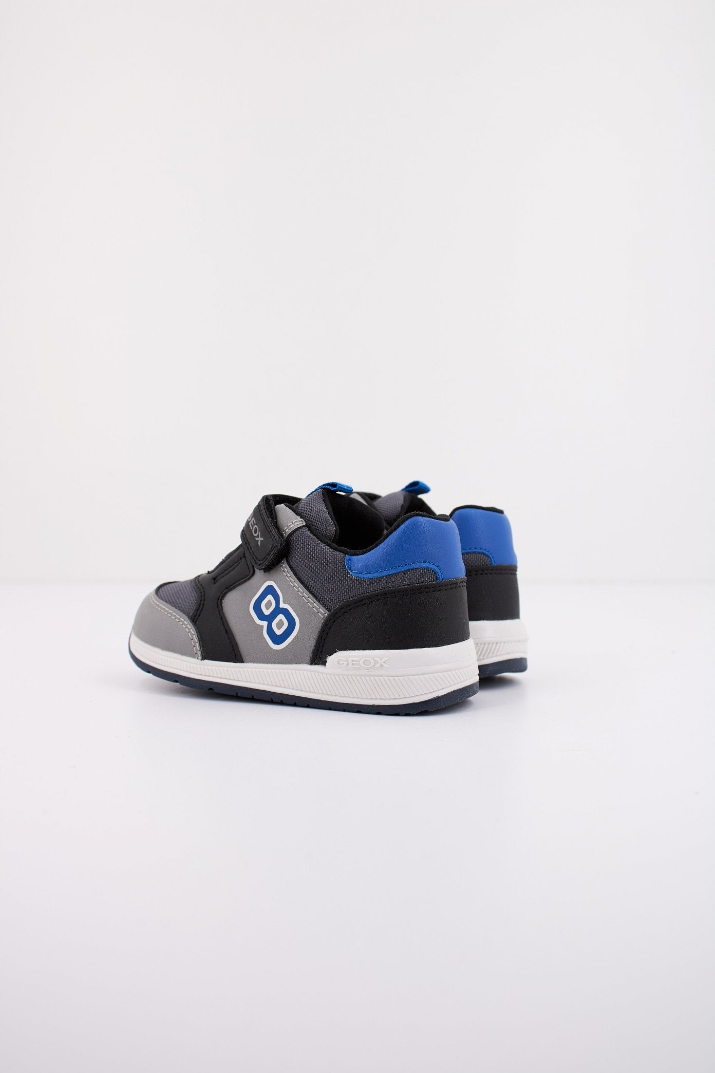 GEOX B RISHON BOY en color C  (3)