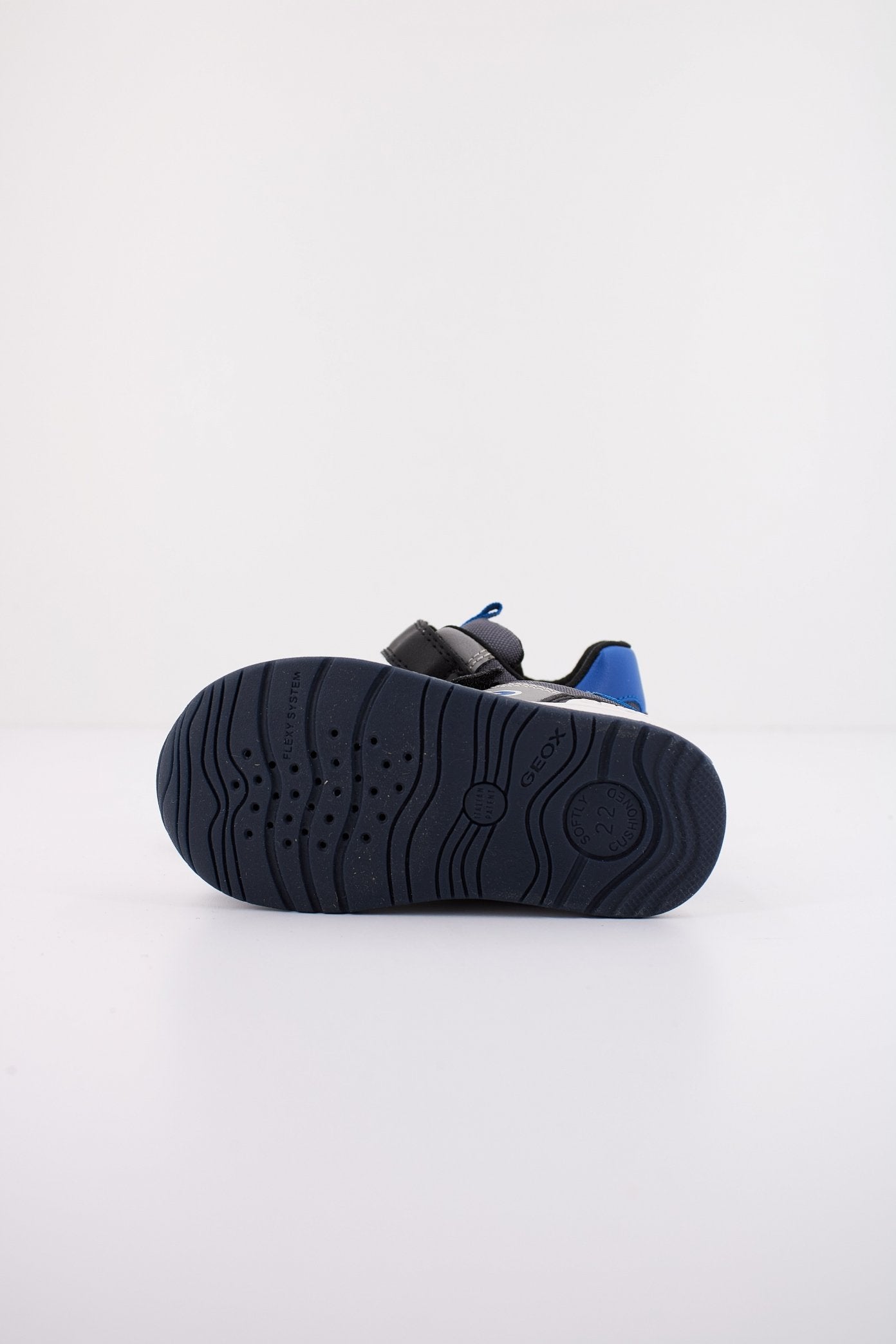 GEOX B RISHON BOY en color C  (4)