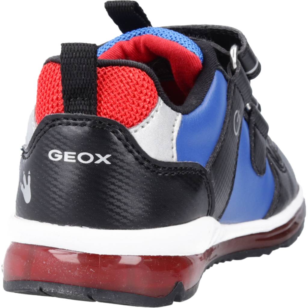 GEOX B TODO BOY en color C  (3)