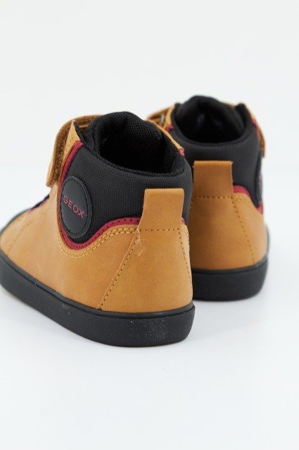 GEOX B GISLI BOY en color CGB  (2)