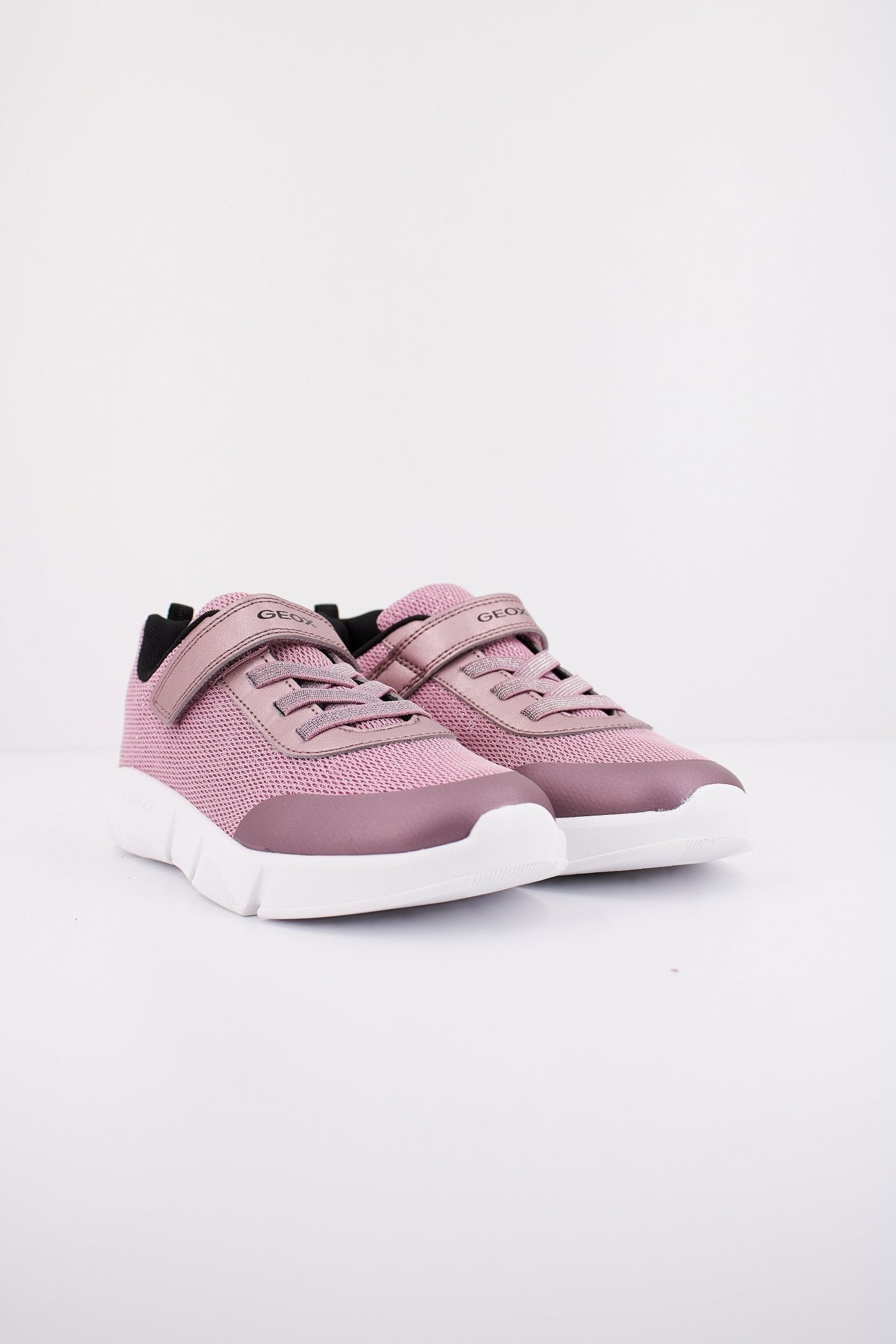 GEOX J ARIL GIRL en color C  (2)