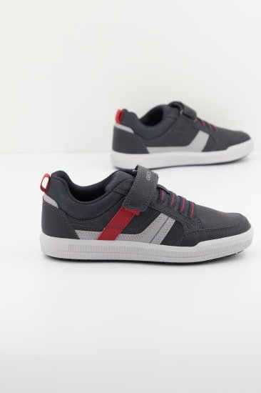 GEOX J ARZACH B . en color C  (2)
