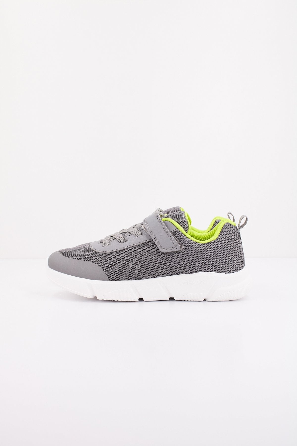 GEOX J ARIL en color C  (1)