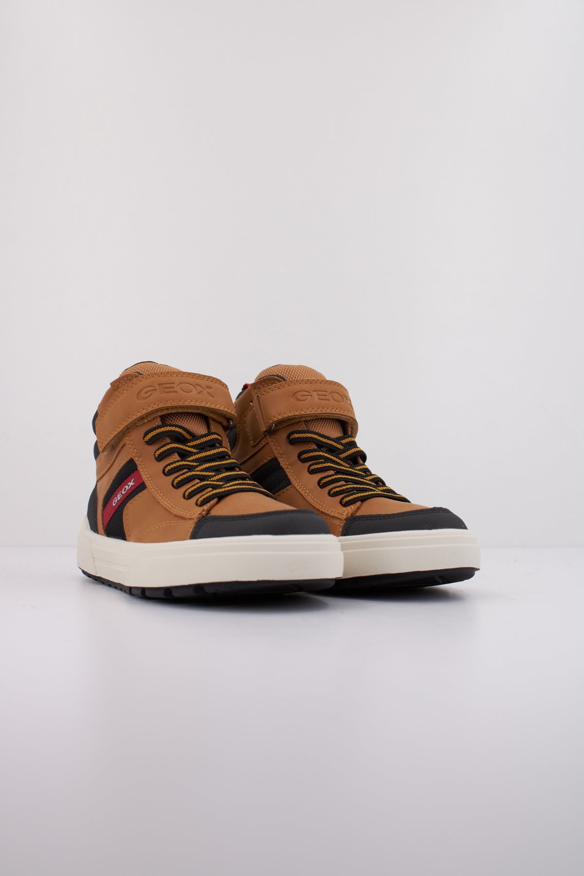 GEOX J WEEMBLE B. A en color CGB  (2)