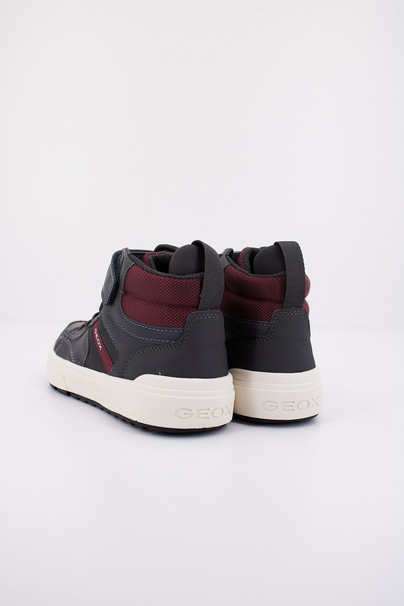 GEOX J WEEMBLE B. A en color C  (4)