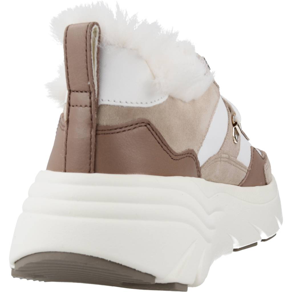 GEOX D DIAMANTA en color C  (3)