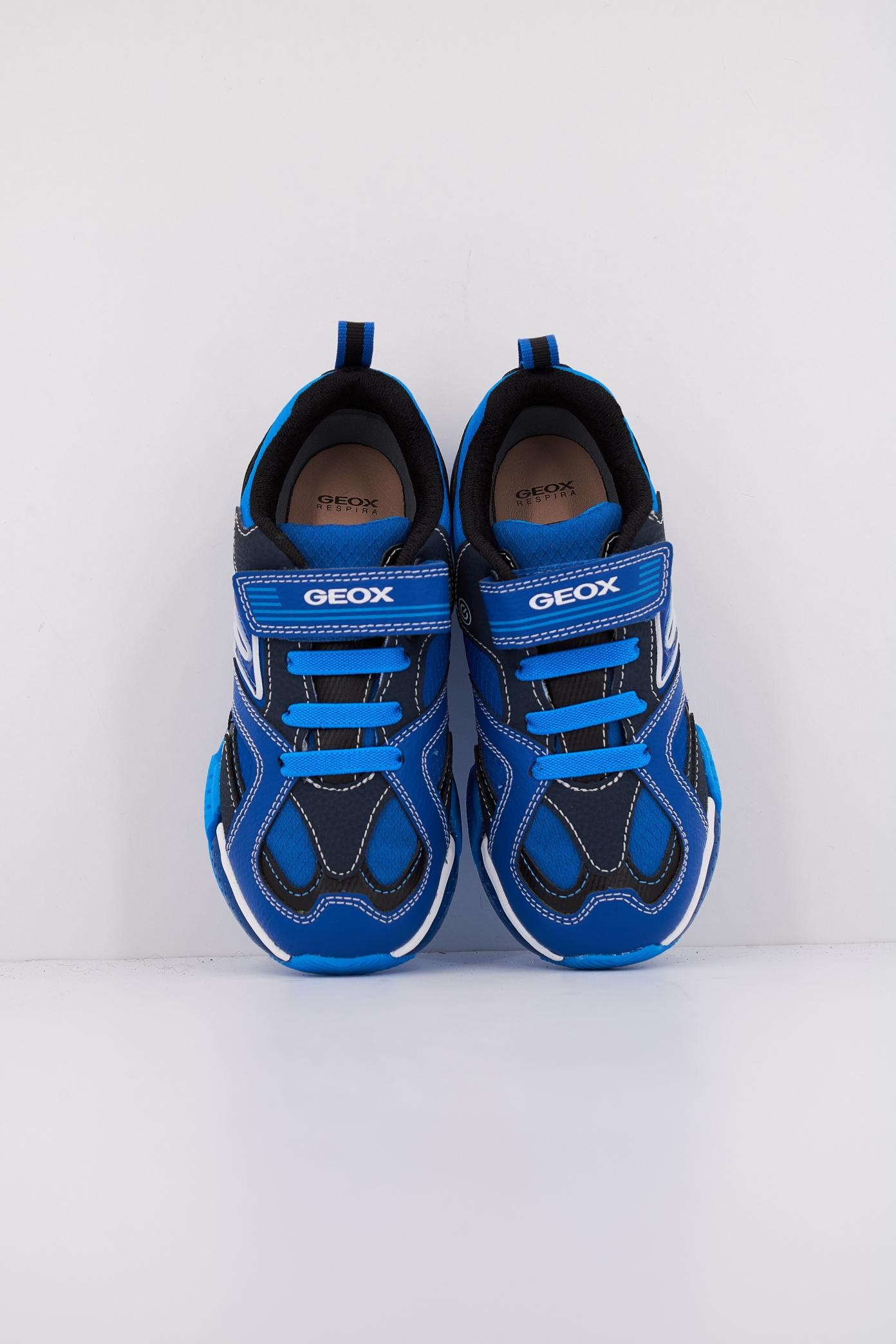 GEOX J BAYONYC BOY en color C  (3)