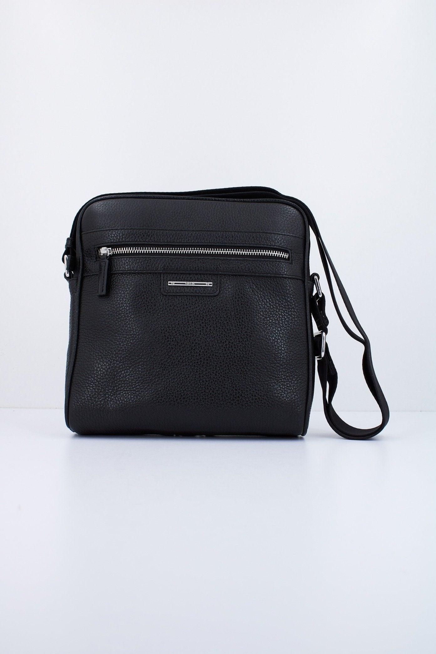 GEOX ARNOUX en color C  (1)