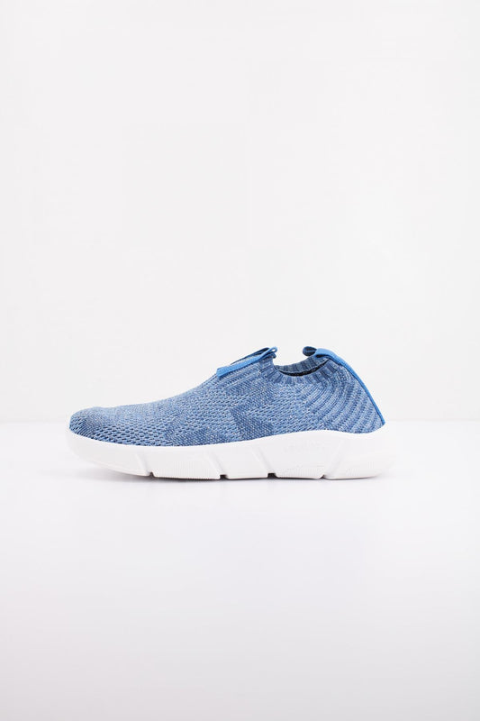GEOX  J ARIL GIRL en color C  (1)