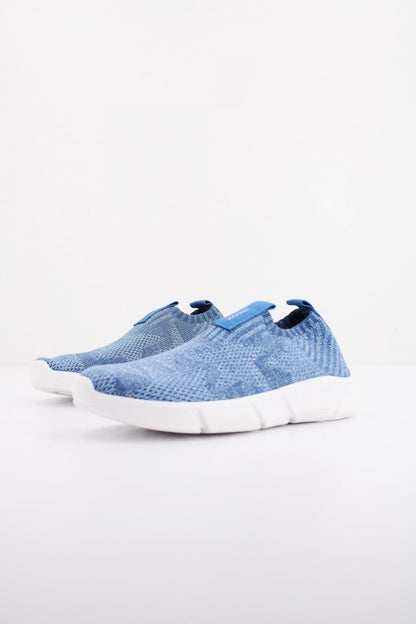 GEOX  J ARIL GIRL en color C  (2)