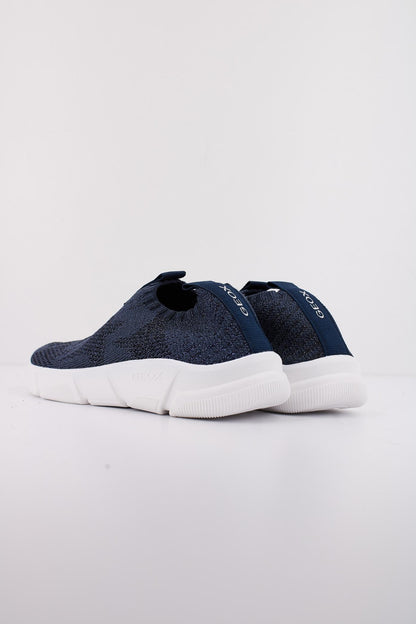 GEOX  J ARIL GIRL en color C  (4)
