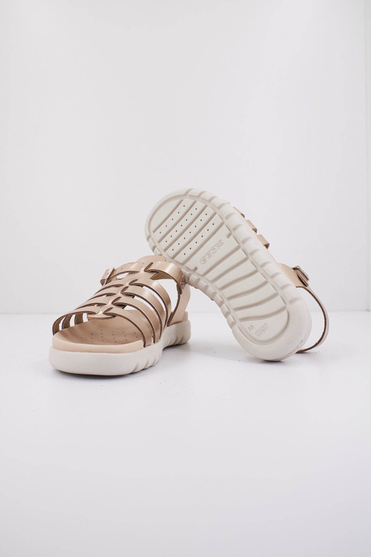 GEOX J S.SOLEIMA G en color C  (4)