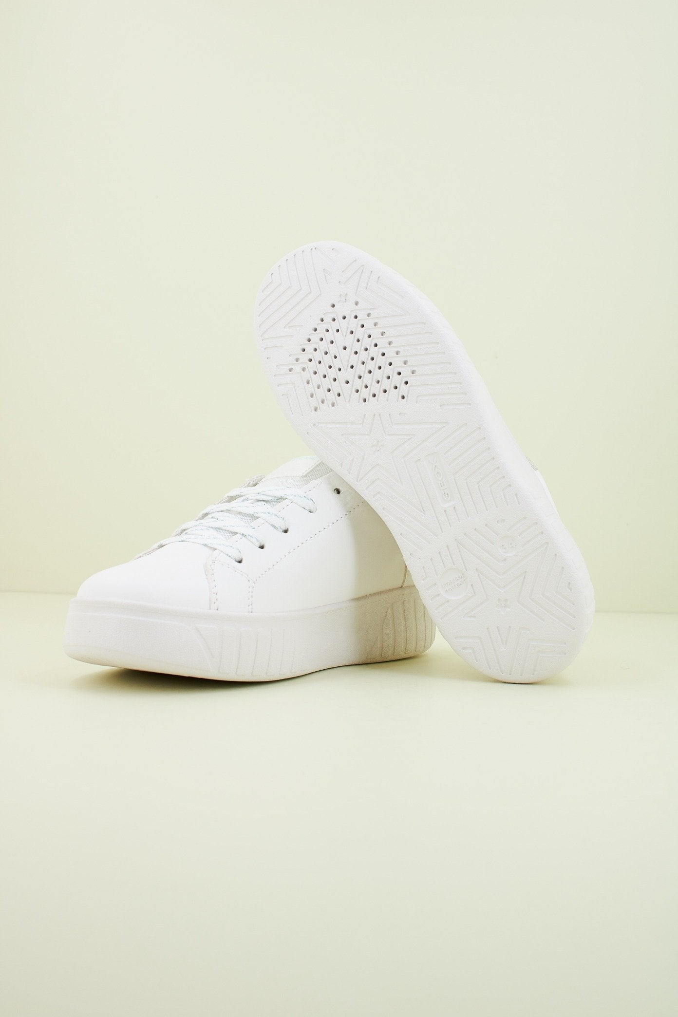 GEOX J MIKIROSHI A en color C  (4)