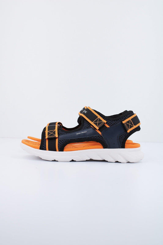 GEOX J SANDAL AIRADYUM B en color C  (1)