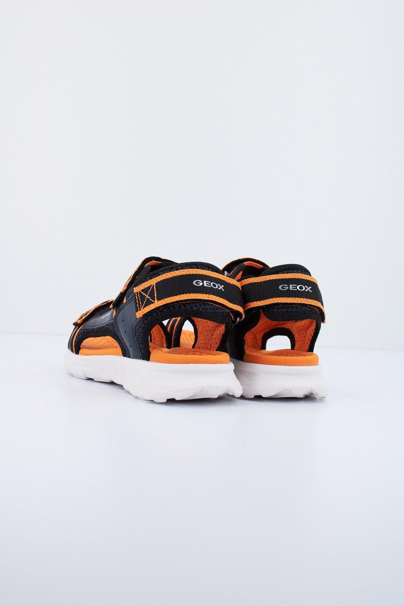 GEOX J SANDAL AIRADYUM B en color C  (3)