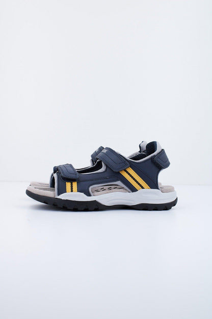 GEOX J BOREALIS B en color C  (1)