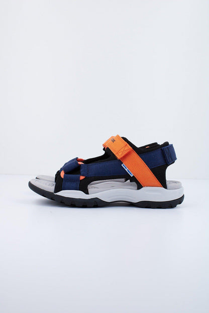 GEOX J BOREALIS B en color C  (1)