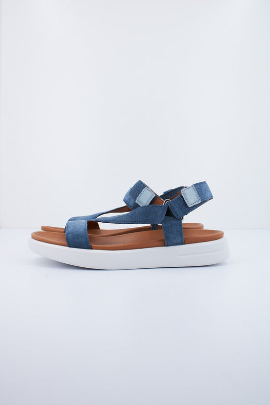 GEOX D XAND S en color C  (1)