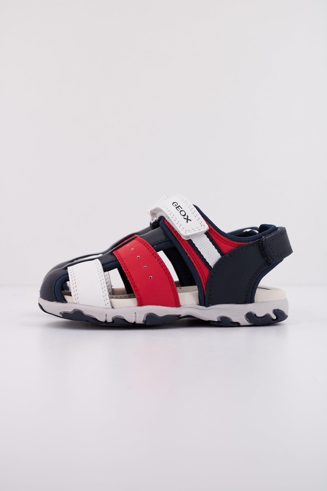 GEOX B SANDAL FLAFFEE BOY en color C  (1)