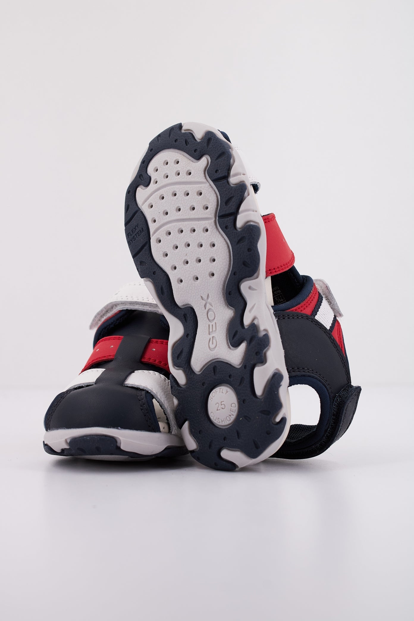 GEOX B SANDAL FLAFFEE BOY en color C  (5)