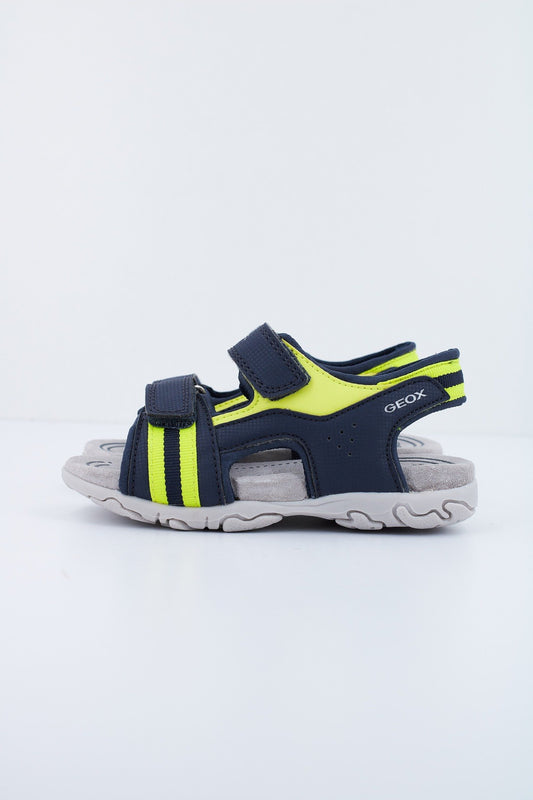 GEOX B SANDAL FLAFFEE BOY en color C  (1)