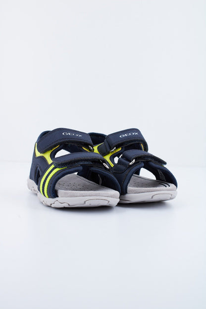 GEOX B SANDAL FLAFFEE BOY en color C  (2)